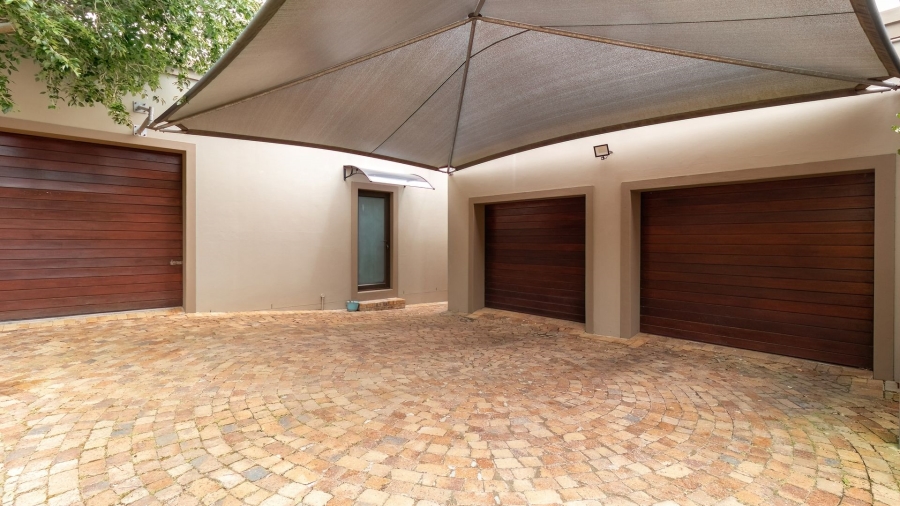 6 Bedroom Property for Sale in Tre Donne Estate Western Cape